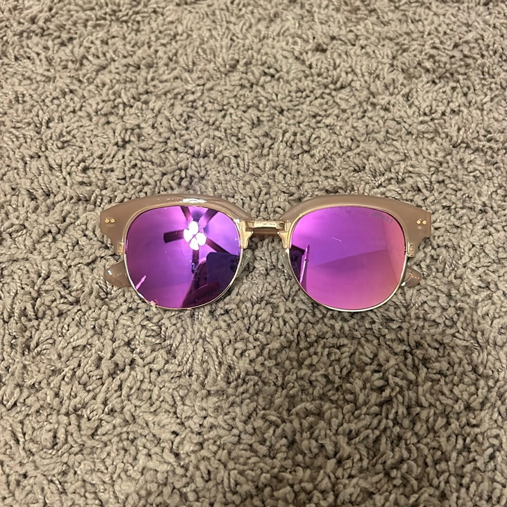 GUESS sunglasses